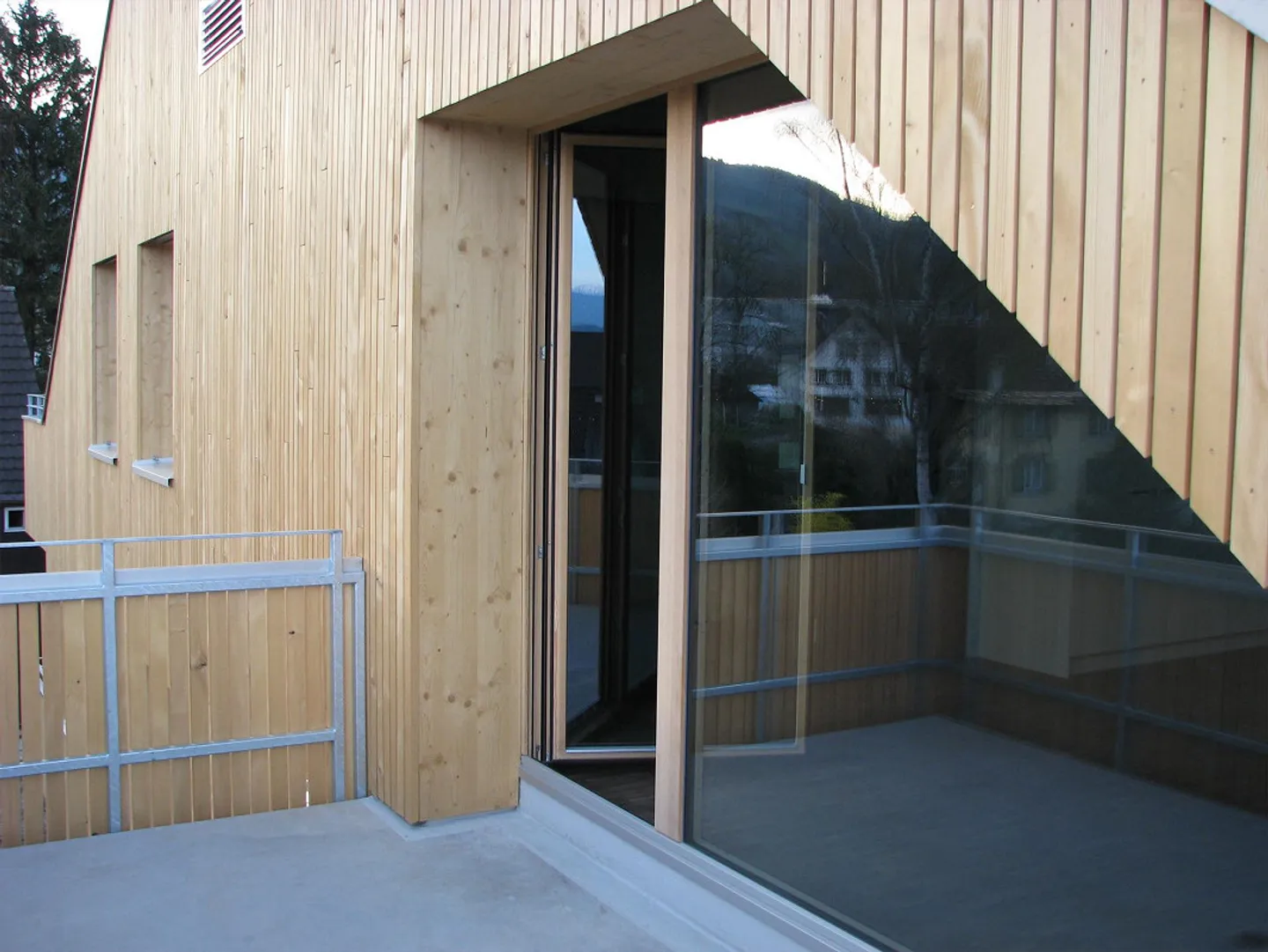 Stylische Attikawohnung - Foto 4 von 16