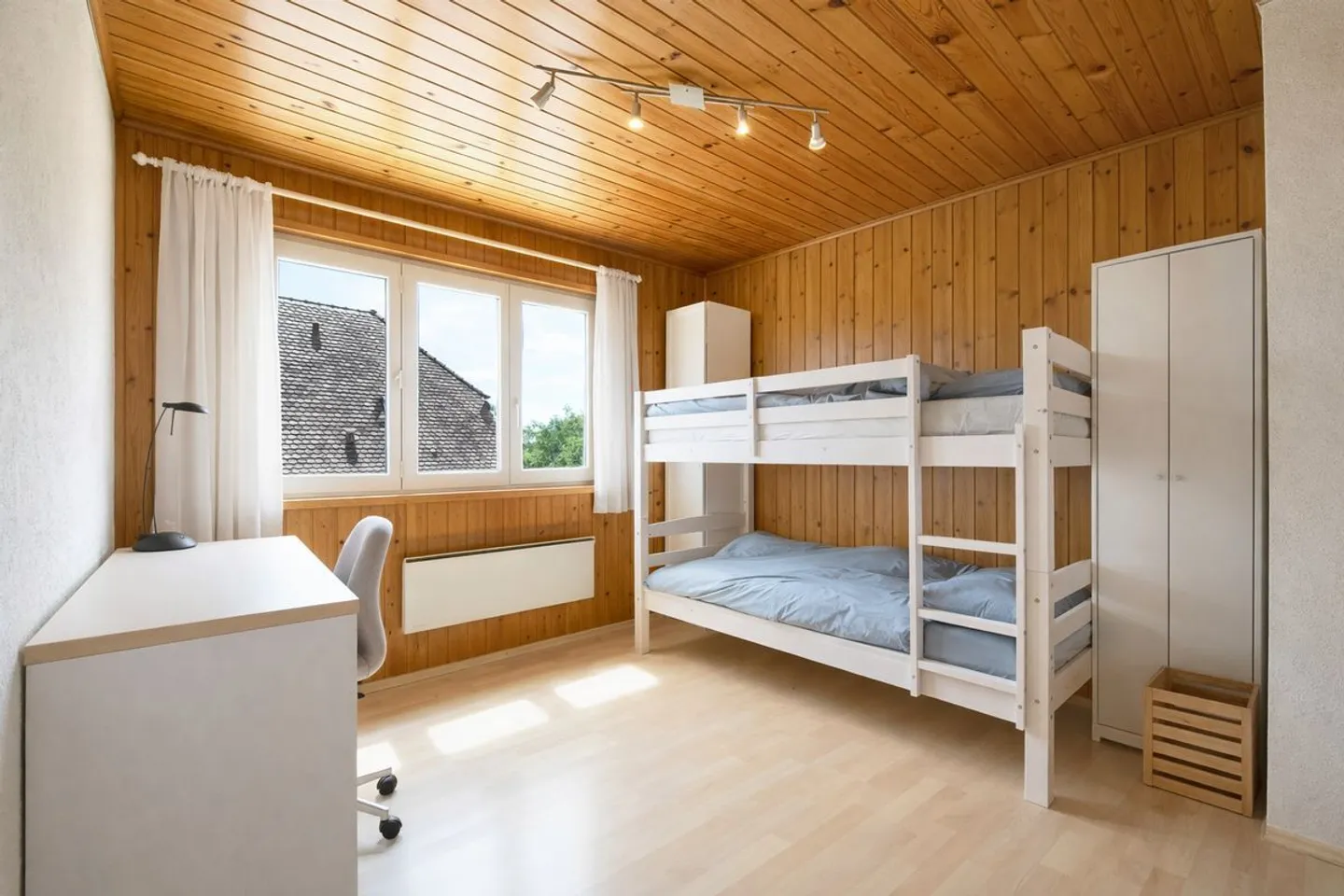 Villa charmante avec piscine - Photo 8 sur 12