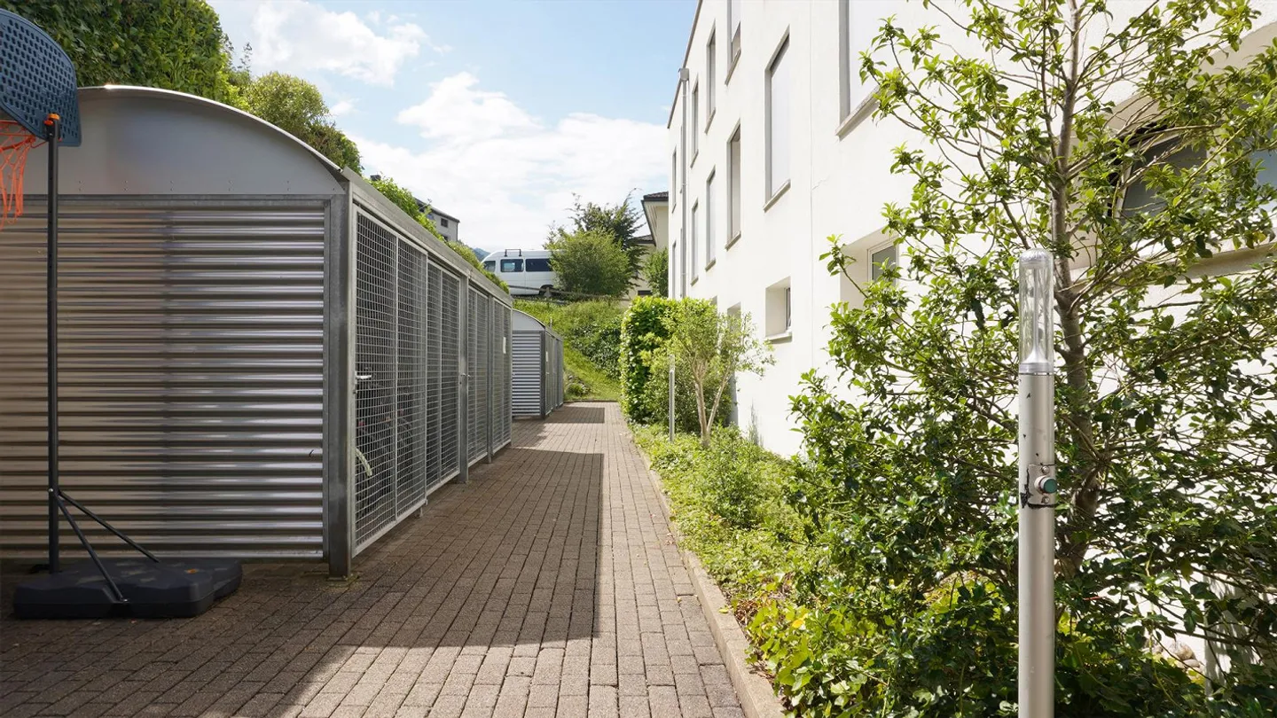 Vivere a Masans. Appartamento di 4,5 stanze con balcone e due bagni - Foto 7 di 8
