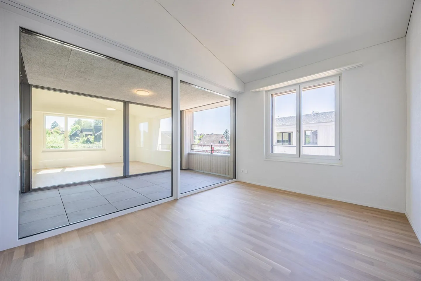 Helle, moderne 3.5-Zi-Whg im Zentrum von Güttingen - Foto 6 von 13