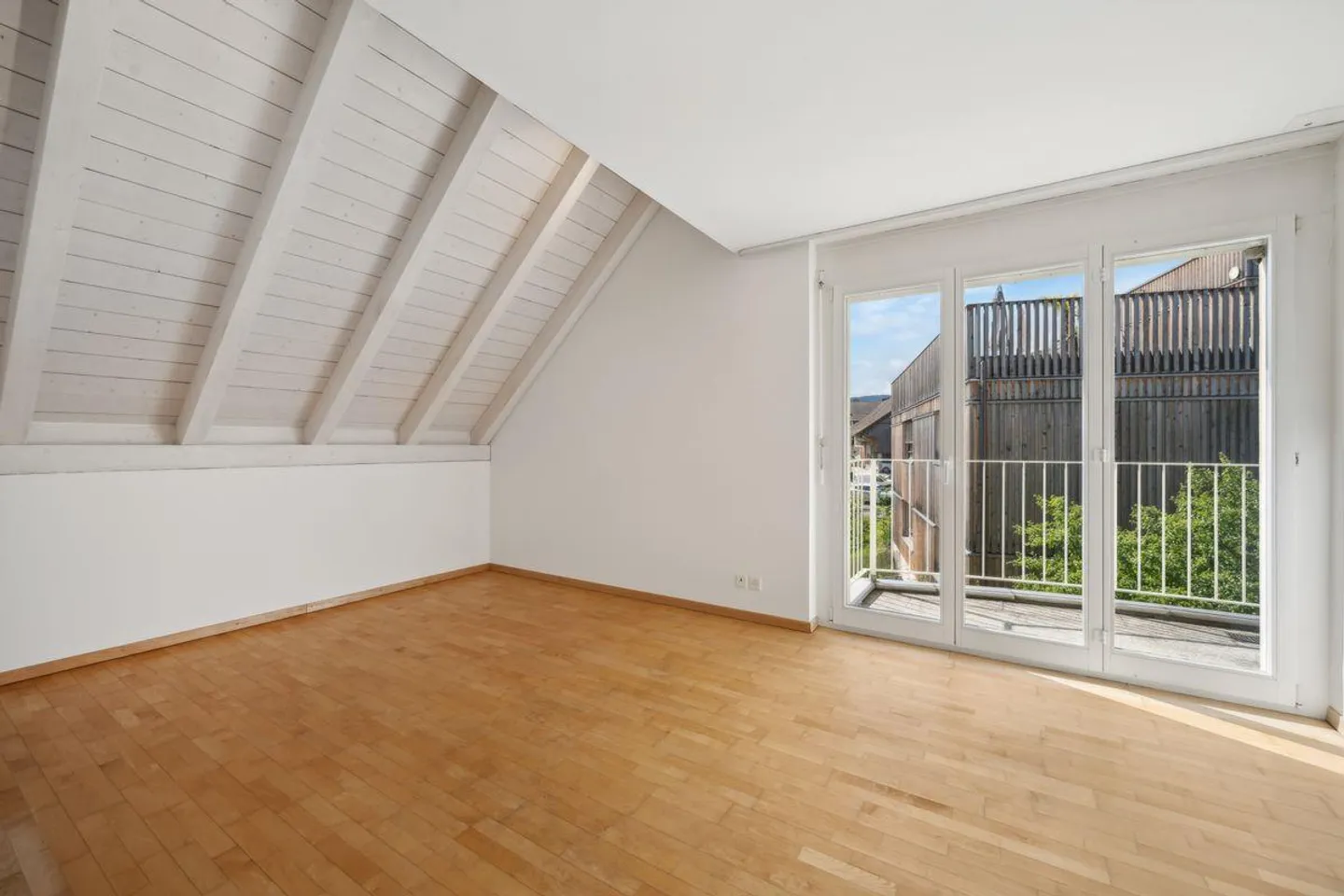 Maisonette luminosa e spaziosa - Foto 5 di 8