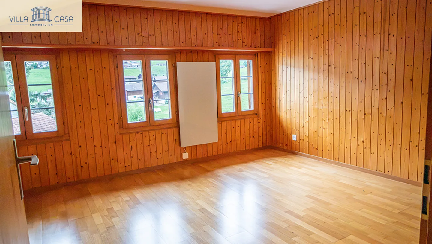 Charming Renovation Project Home - Photo 6 of 13