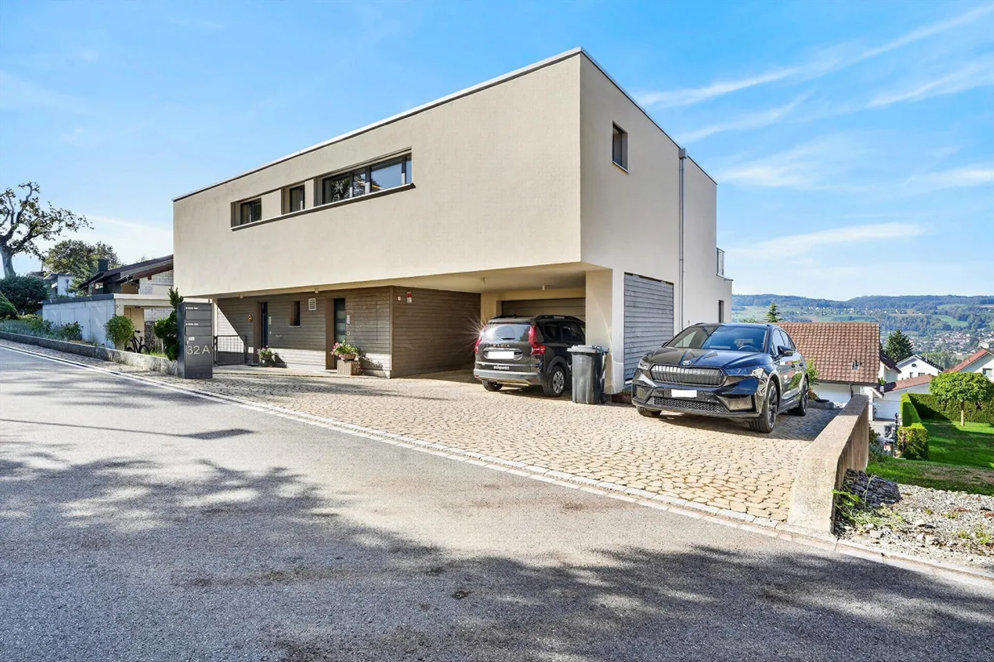 Posizione privilegiata: Casa intera con 6.5 e 3.5 stanze - Foto 9 di 13