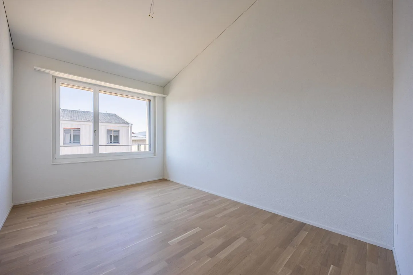 Helle, moderne 3.5-Zi-Whg im Zentrum von Güttingen - Foto 7 von 13