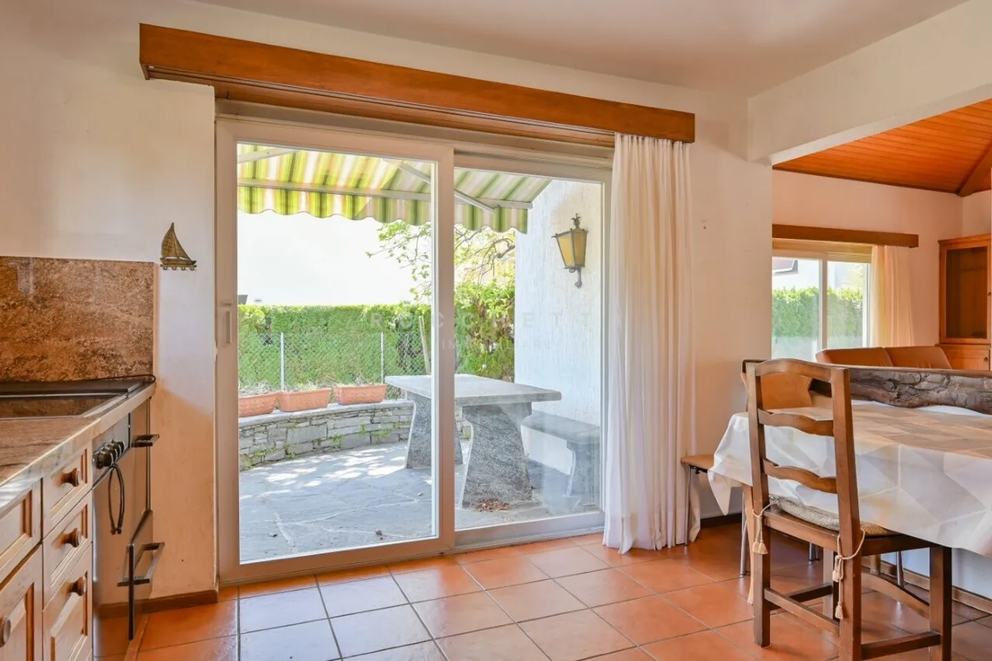 Mittelmeer-Villa mit Potenzial in begehrter und sehr ruhiger Lage - Foto 9 von 11