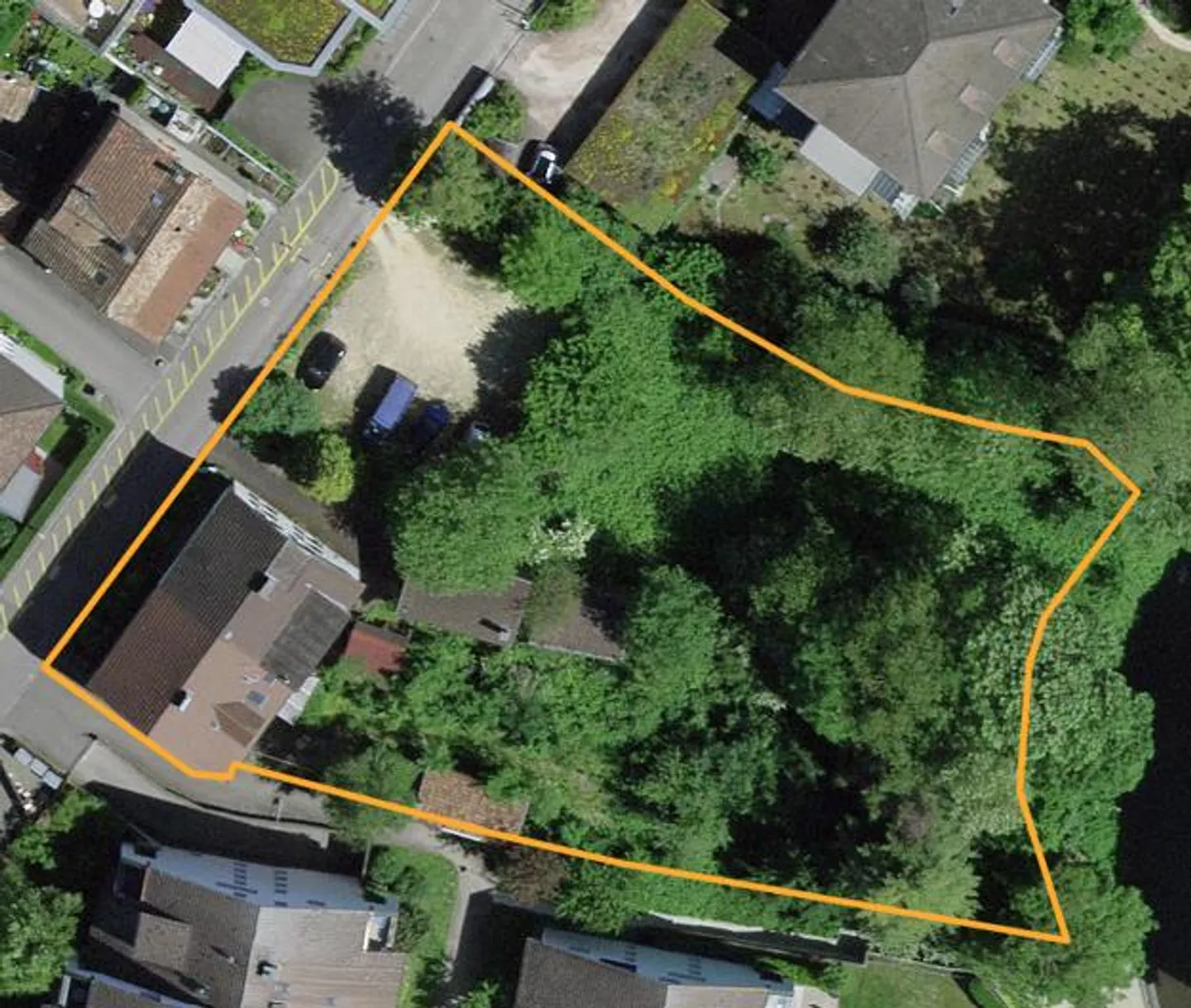 Tender for Building Rights 2,507 sqm, WG4, prime location in Binningen - Photo 2 of 4