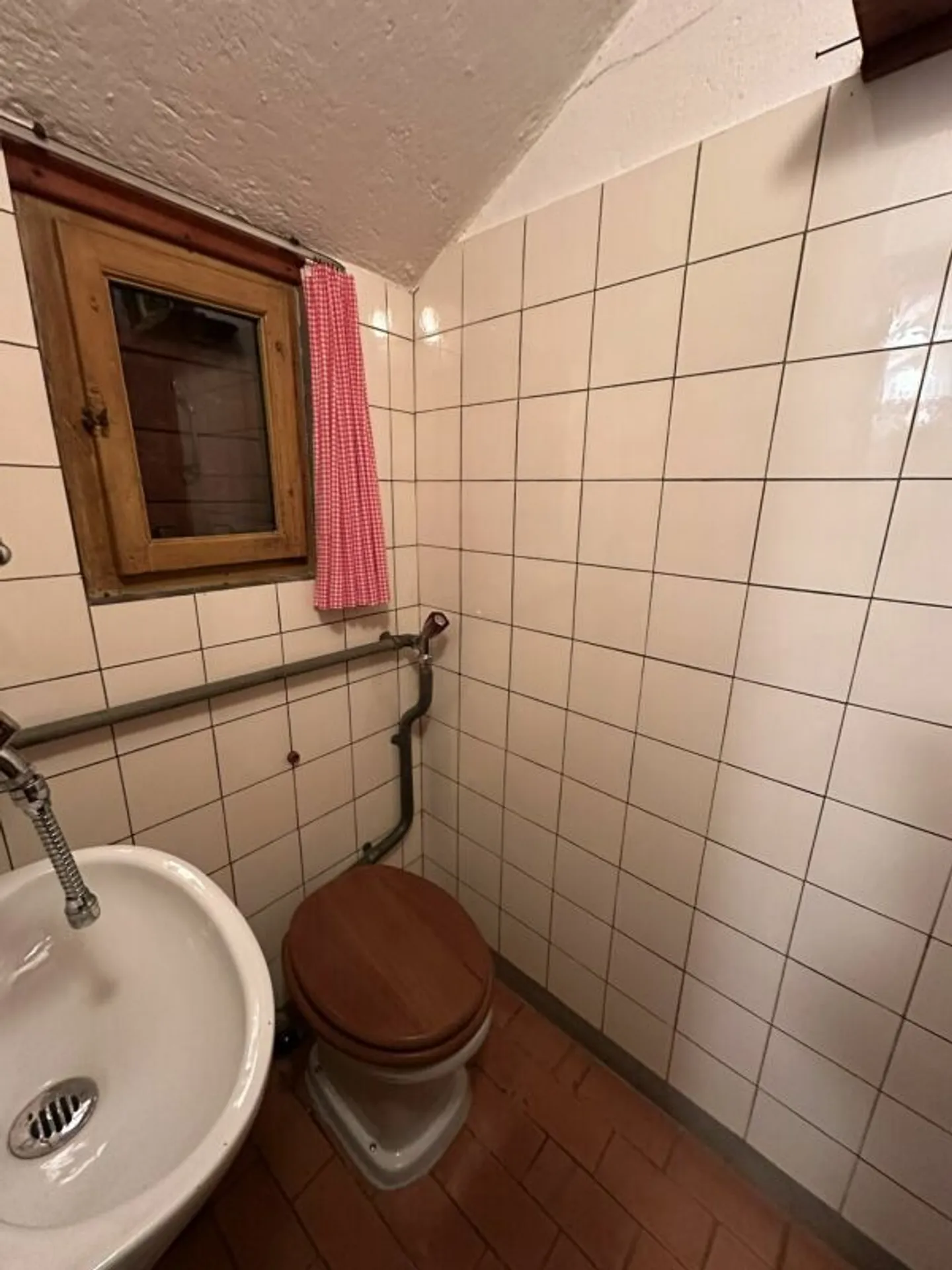 Petit Chalet avec Charme - Rue du Signal 22, Chaumont - Photo 12 sur 13