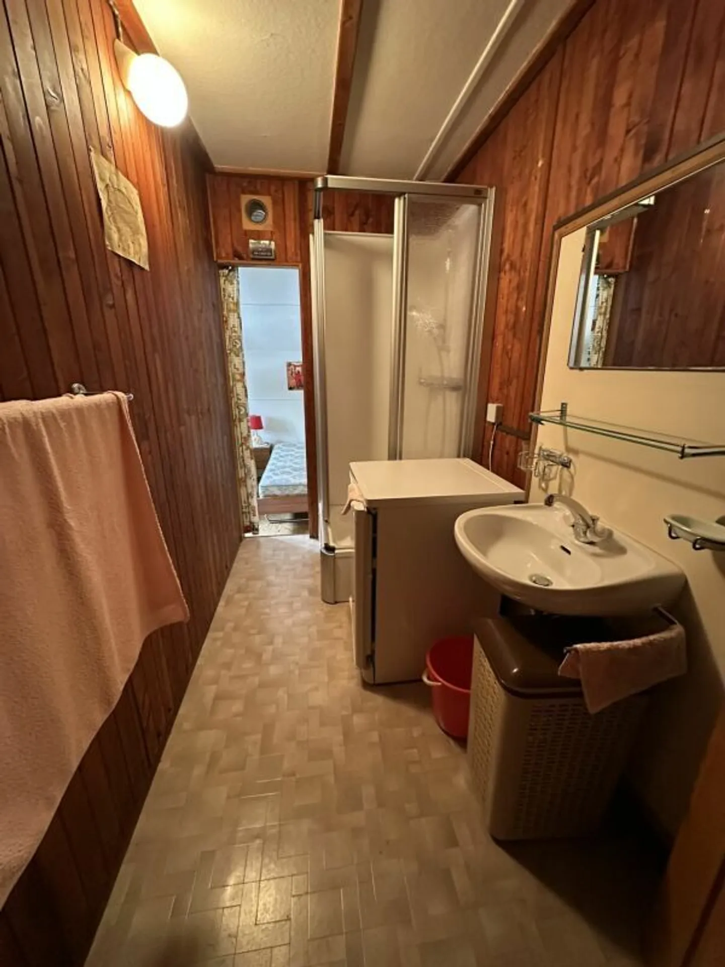 Petit Chalet avec Charme - Rue du Signal 22, Chaumont - Photo 13 sur 13