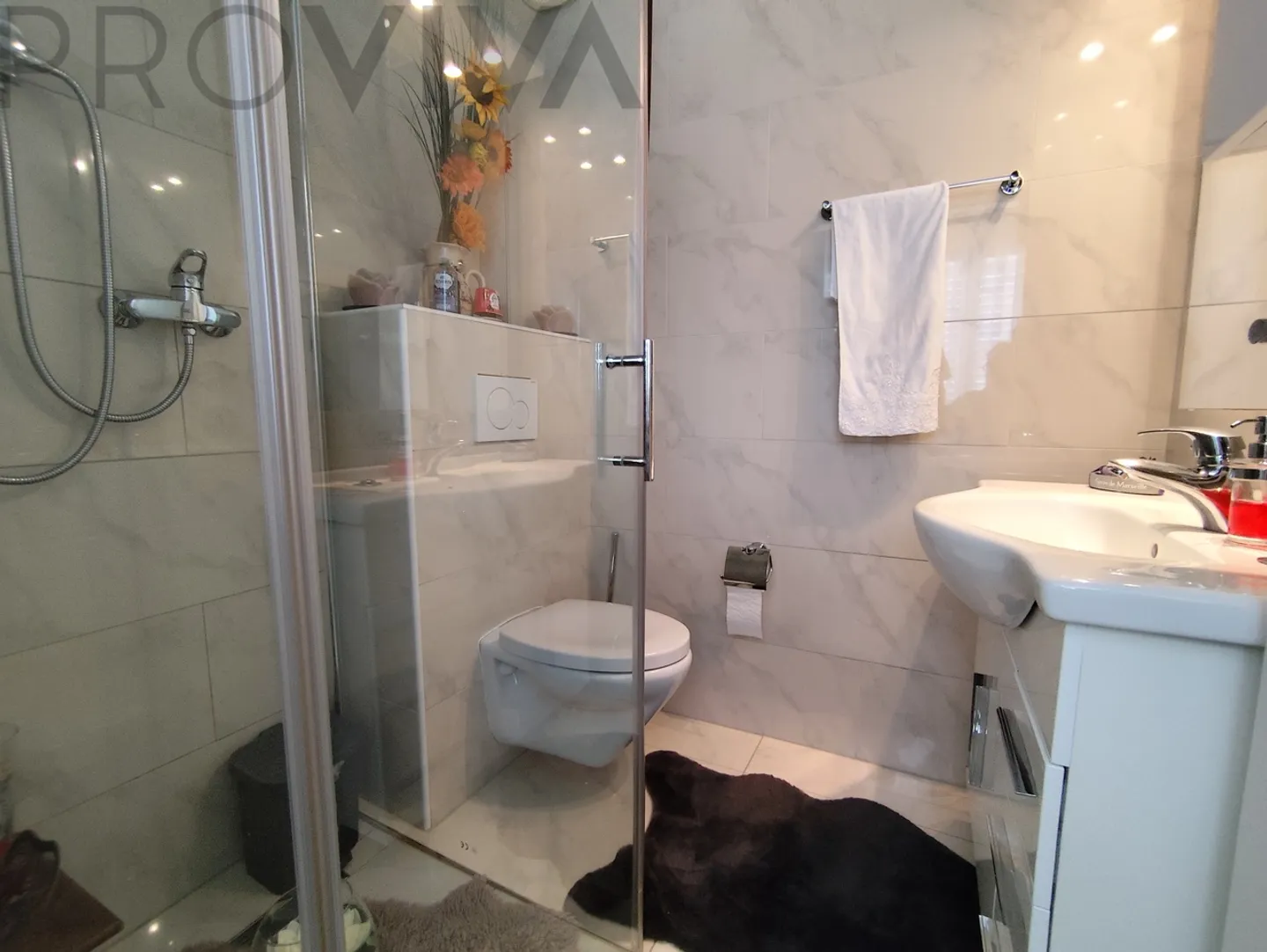 Magnifico insieme di una villa e di un appartamento indipendente - Foto 5 di 13