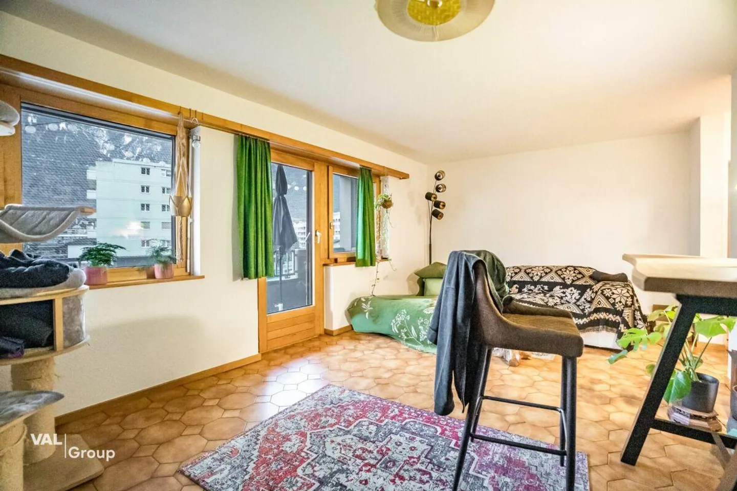 Appartement attrayant de 3,5 pièces avec balcon et vue sur la montagne, Naters - Photo 4 sur 9