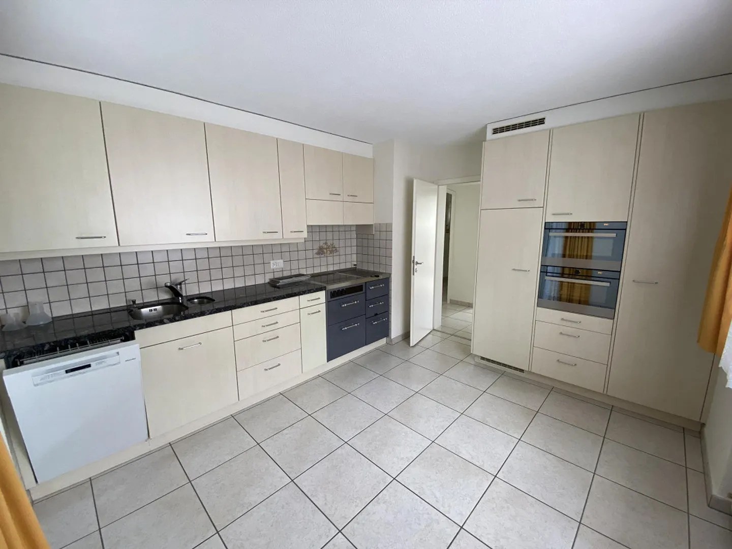 Casa unifamiliare di 6 stanze a Nuglar - Foto 5 di 14