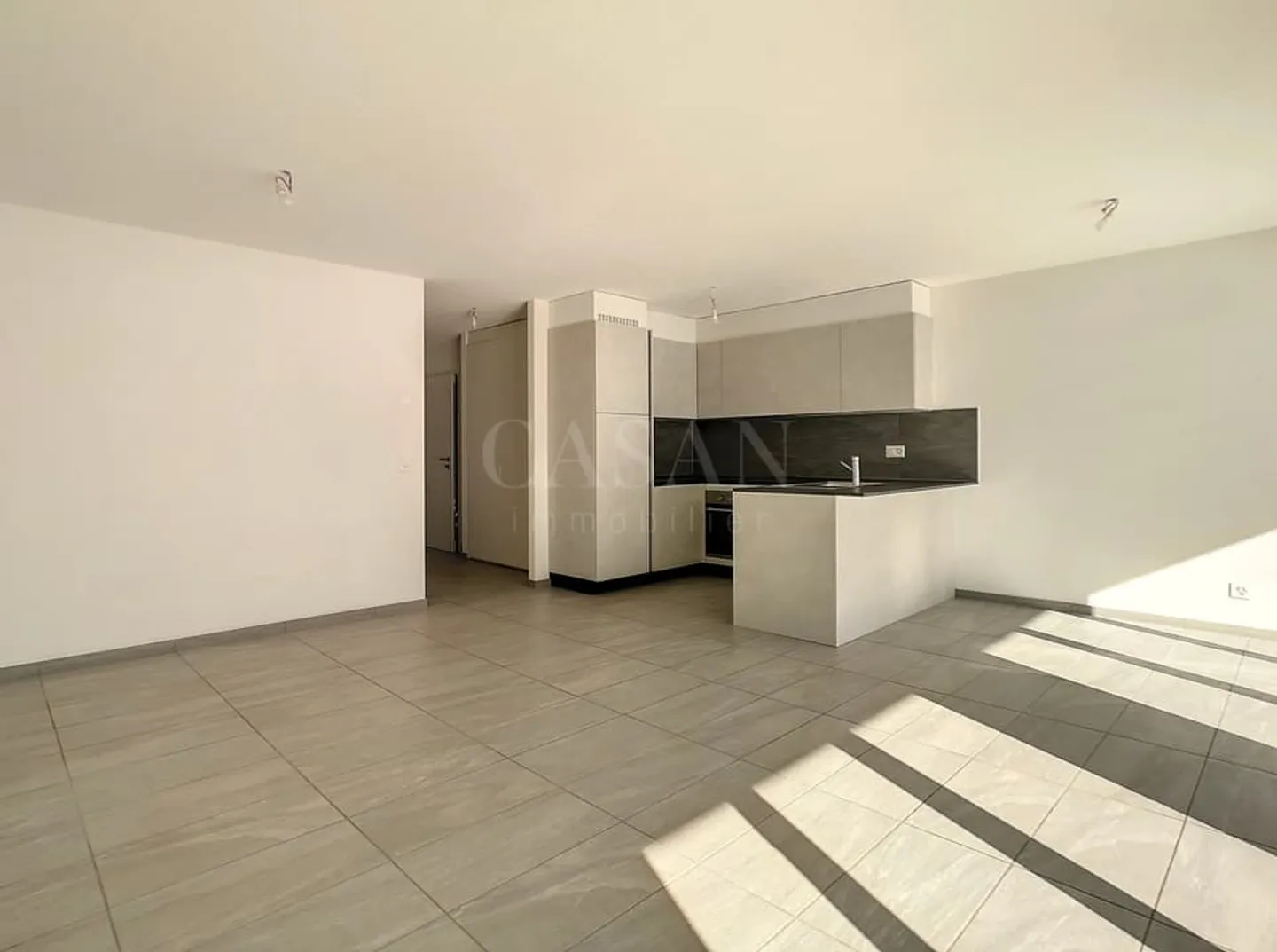 Superb 4.5-room apartment with garden - Photo 5 of 11