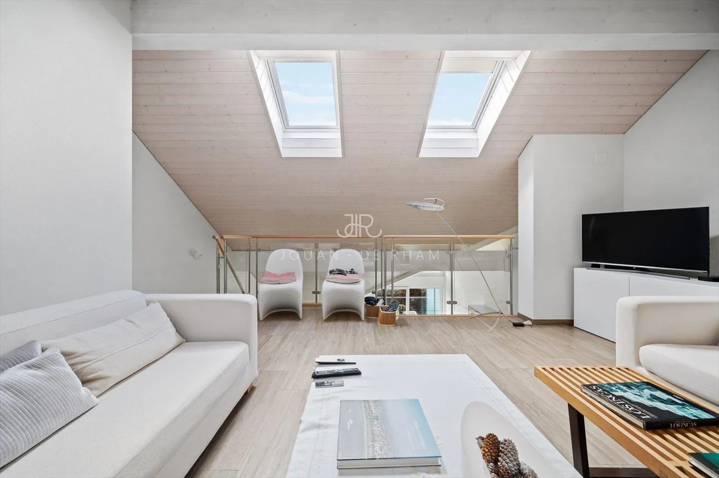 Attique avec 3,5 pièces et grande terrasse - Photo 6 sur 8