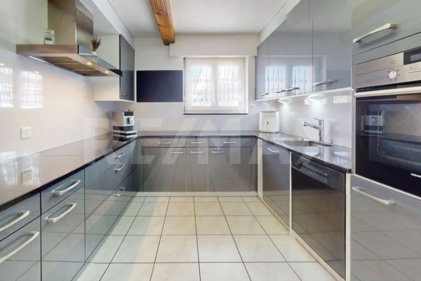 Vivere in centro - direttamente al lago - appartamento di 4,5 stanze in Seestrasse 50/52 a Horn TG - Foto 5 di 13