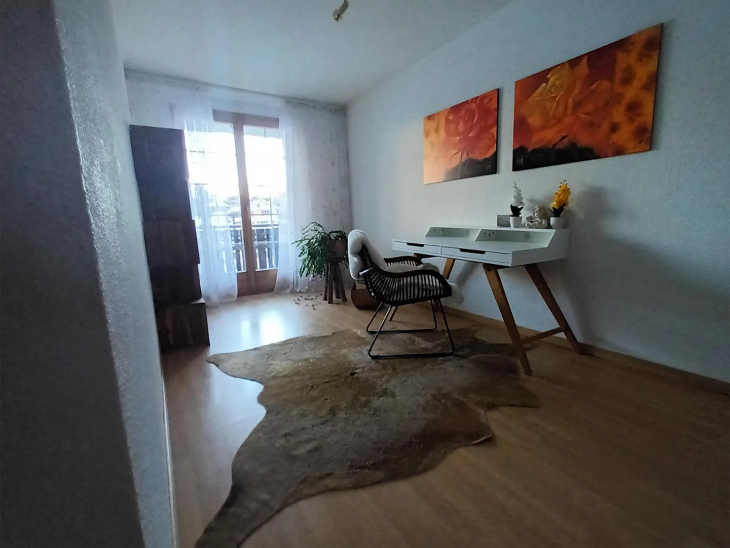 Appartamento 4 1/2 locali con garage, balcone e area salotto coperta - Foto 4 di 4