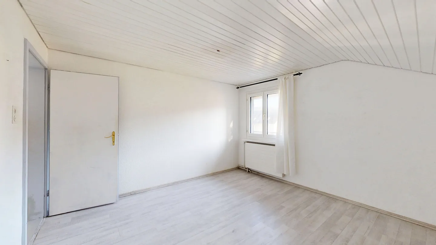 Casa unifamiliare indipendente con 5 stanze e sala hobby - Foto 10 di 15