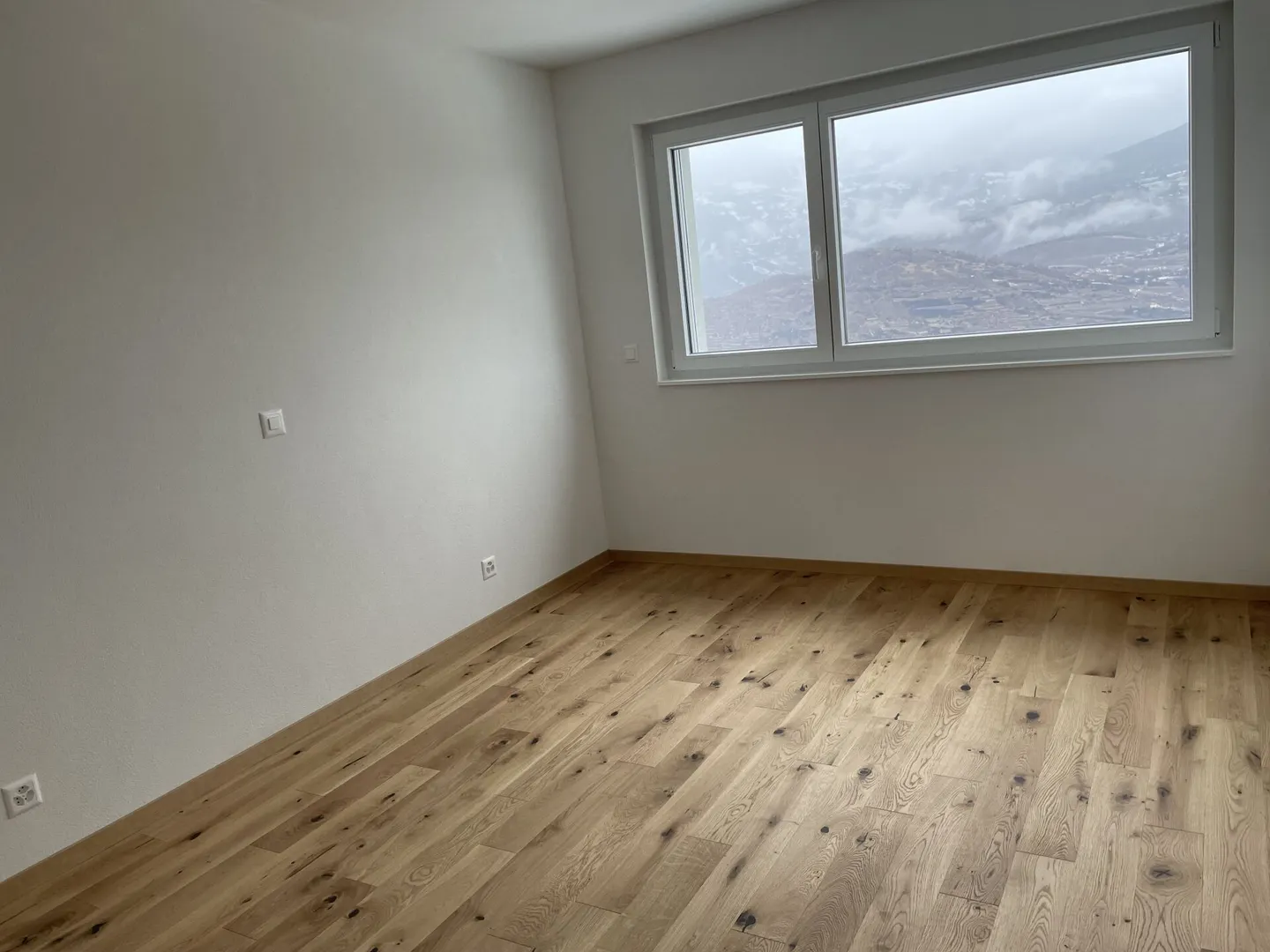 Nuova villa contemporanea di alto livello sulla collina di Sion - Foto 6 di 12
