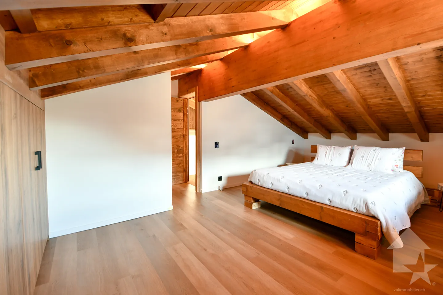 Chalet de caractère rénové - Photo 7 sur 19