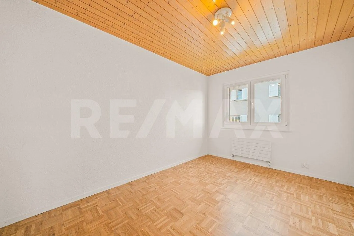 Appartement spacieux avec vue sur les Alpes - Photo 13 sur 13