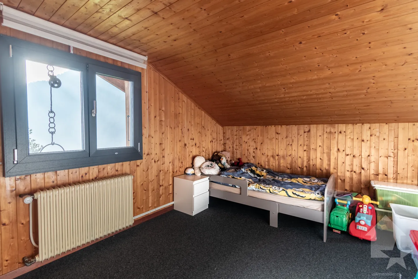 Miex, spacious 7.5-room partially renovated chalet - Photo 16 of 26