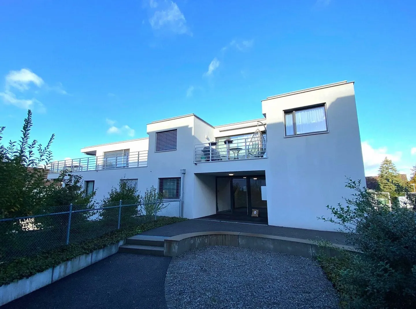 Modern 2.5-room apartment - Photo 1 of 11