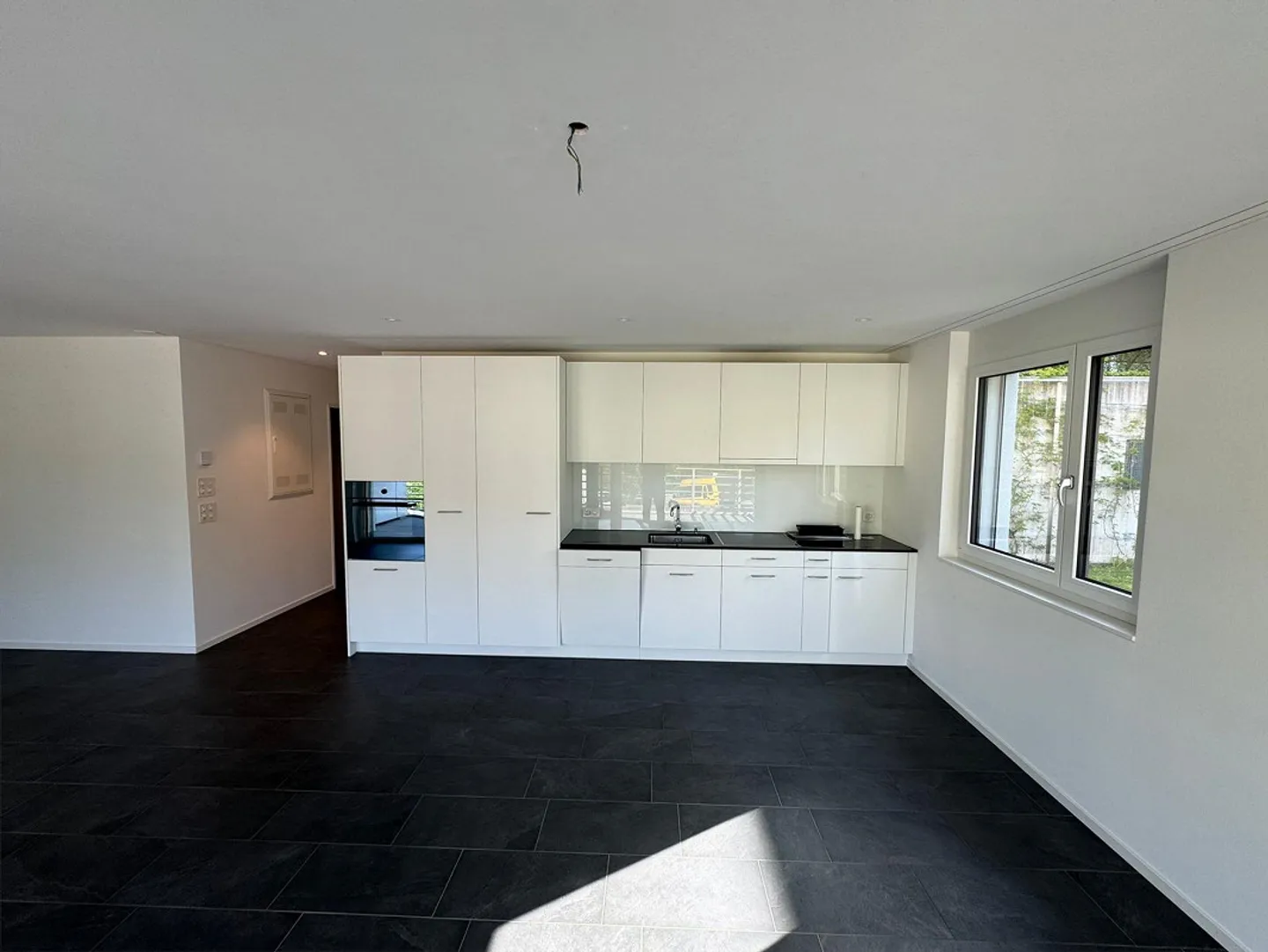 Modern 2.5-room apartment - Photo 4 of 11