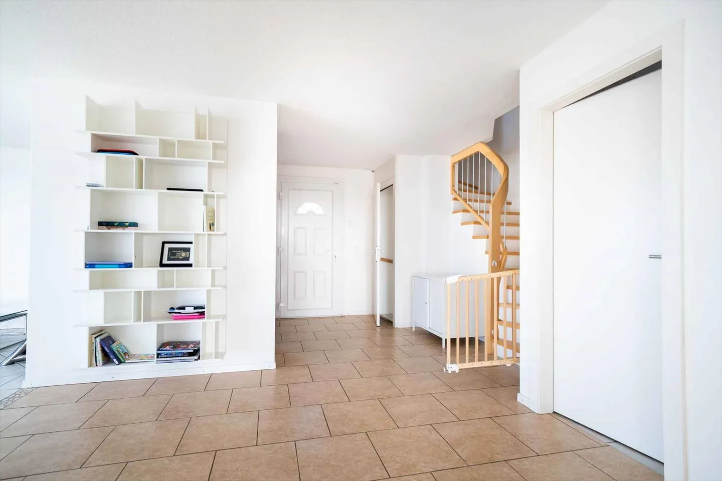 Villa 4.5 stanze - Foto 2 di 11