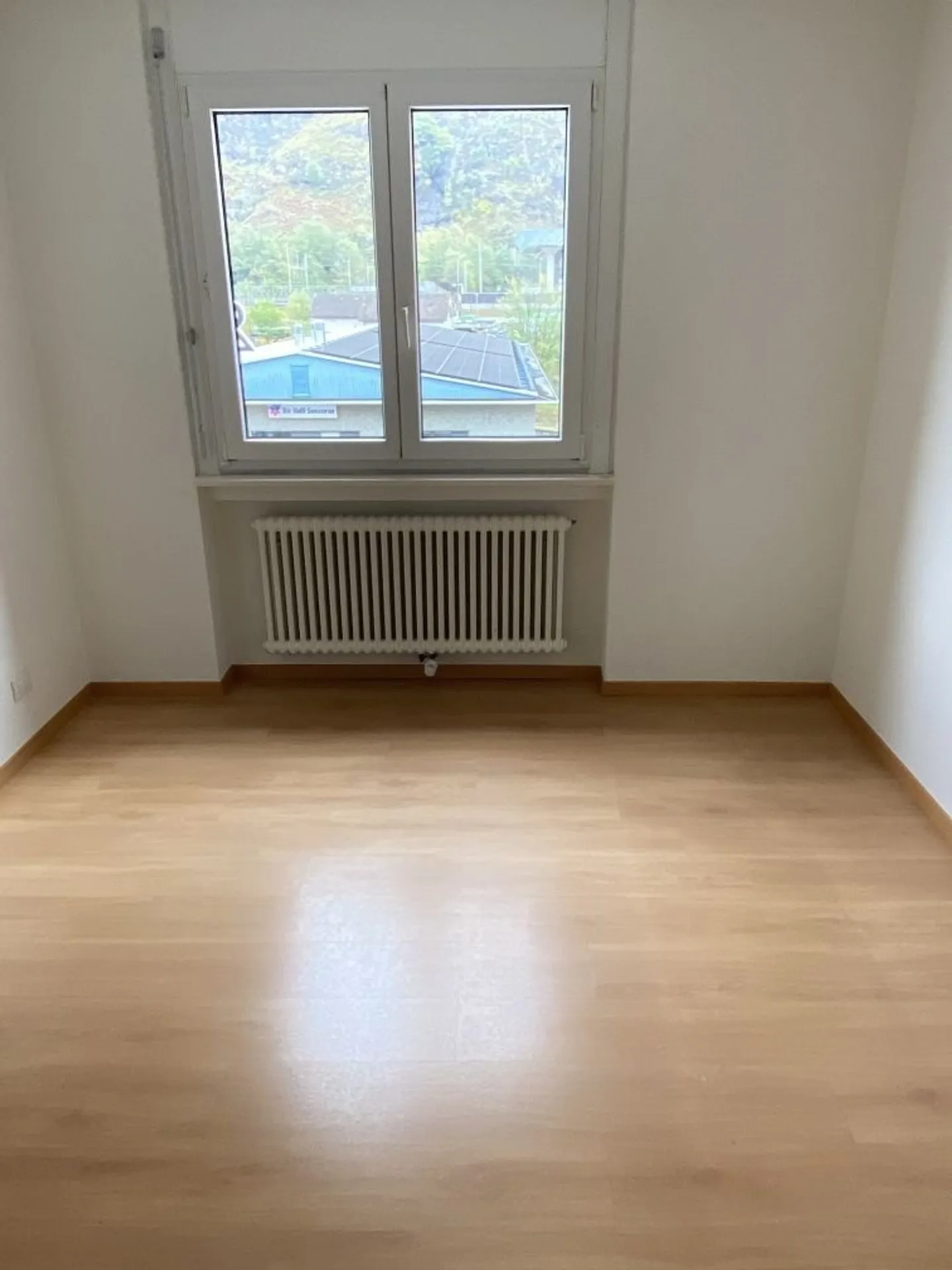 Spazioso appartamento di 4.5 locali con vista panoramica a Biasca - Foto 5 di 11