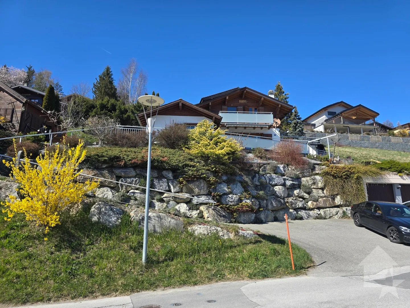 Chalet for sale - Photo 1 of 13