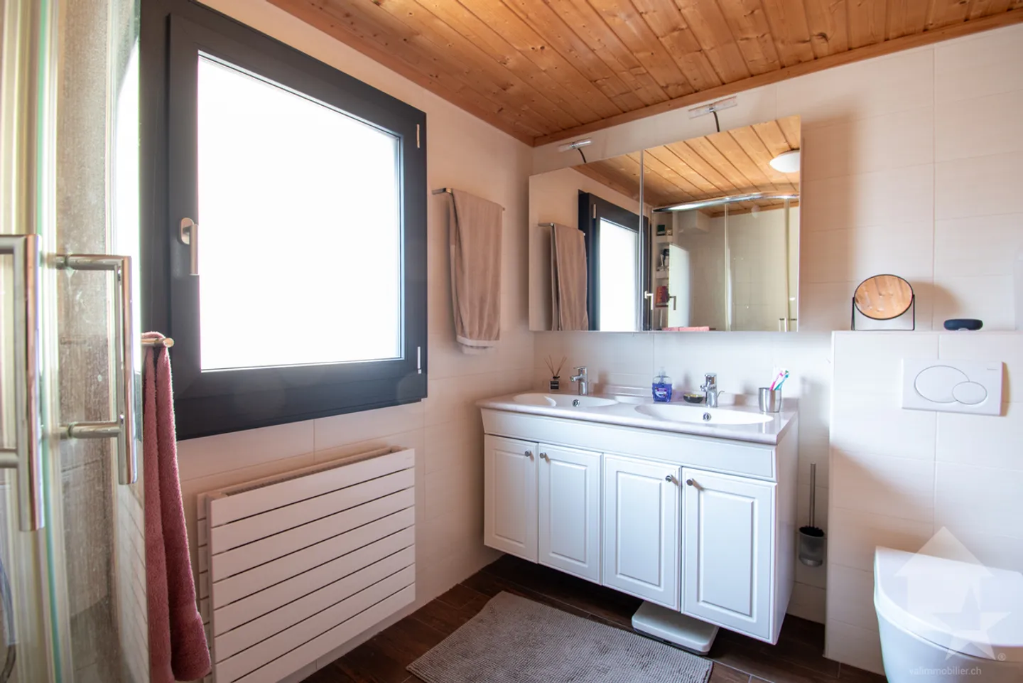 Miex, spacious 7.5-room partially renovated chalet - Photo 22 of 26