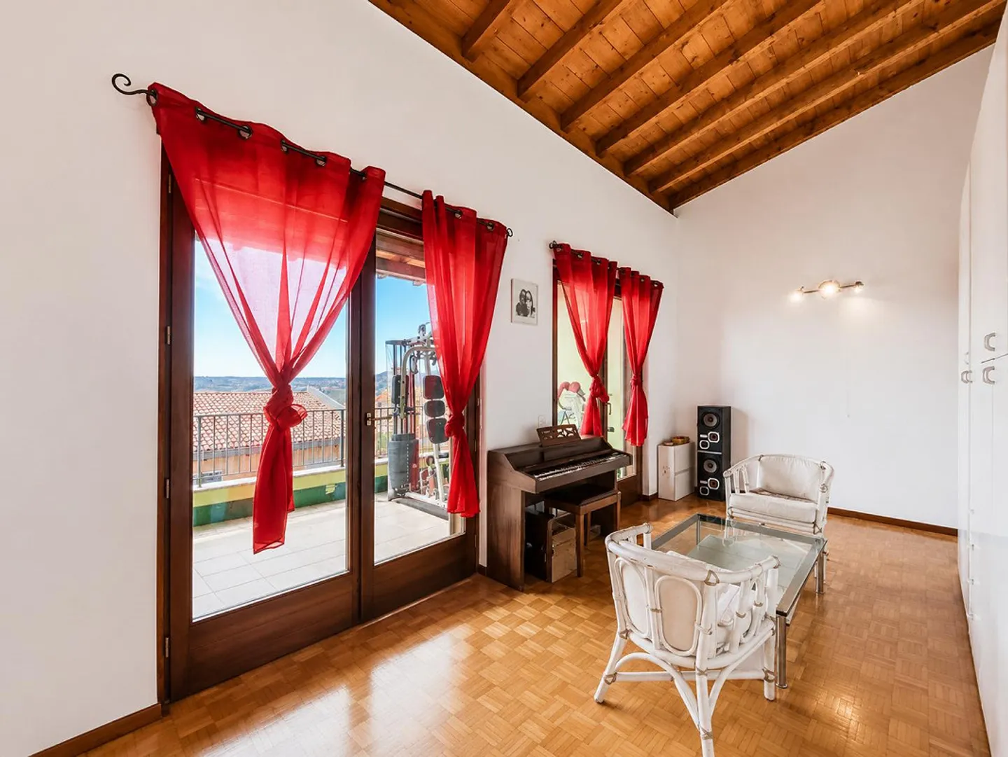 Terraced house with 6.5 rooms and garden in Castel San Pietro - Photo 7 of 13