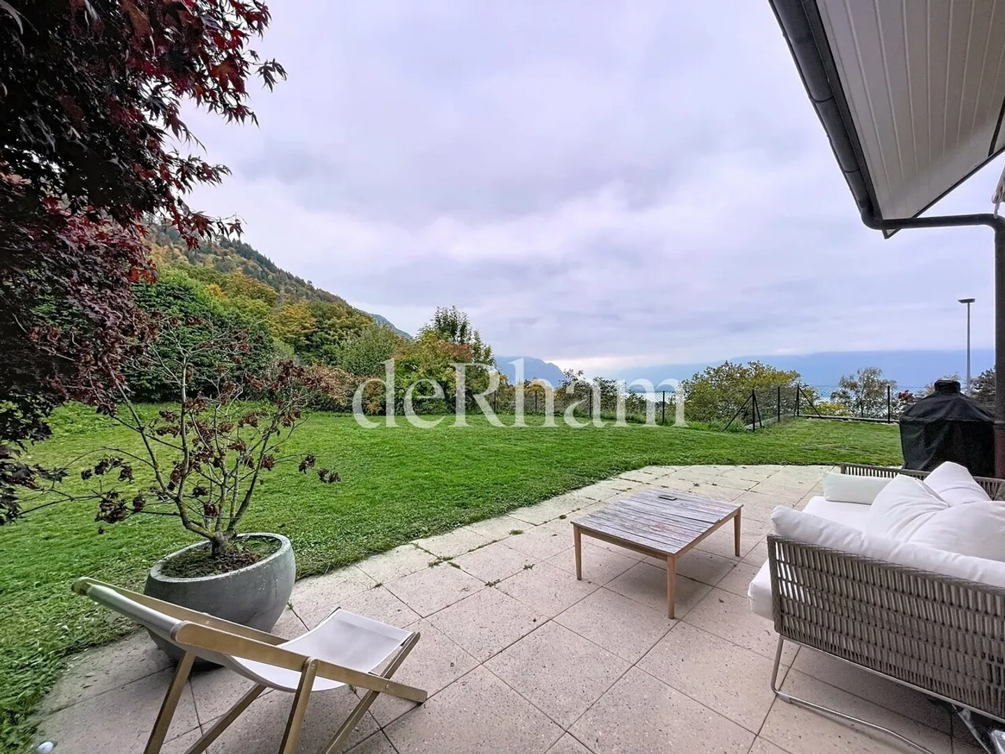 Helle und geräumige Villa, ideale Lage und Panoramablick! - Foto 10 von 13