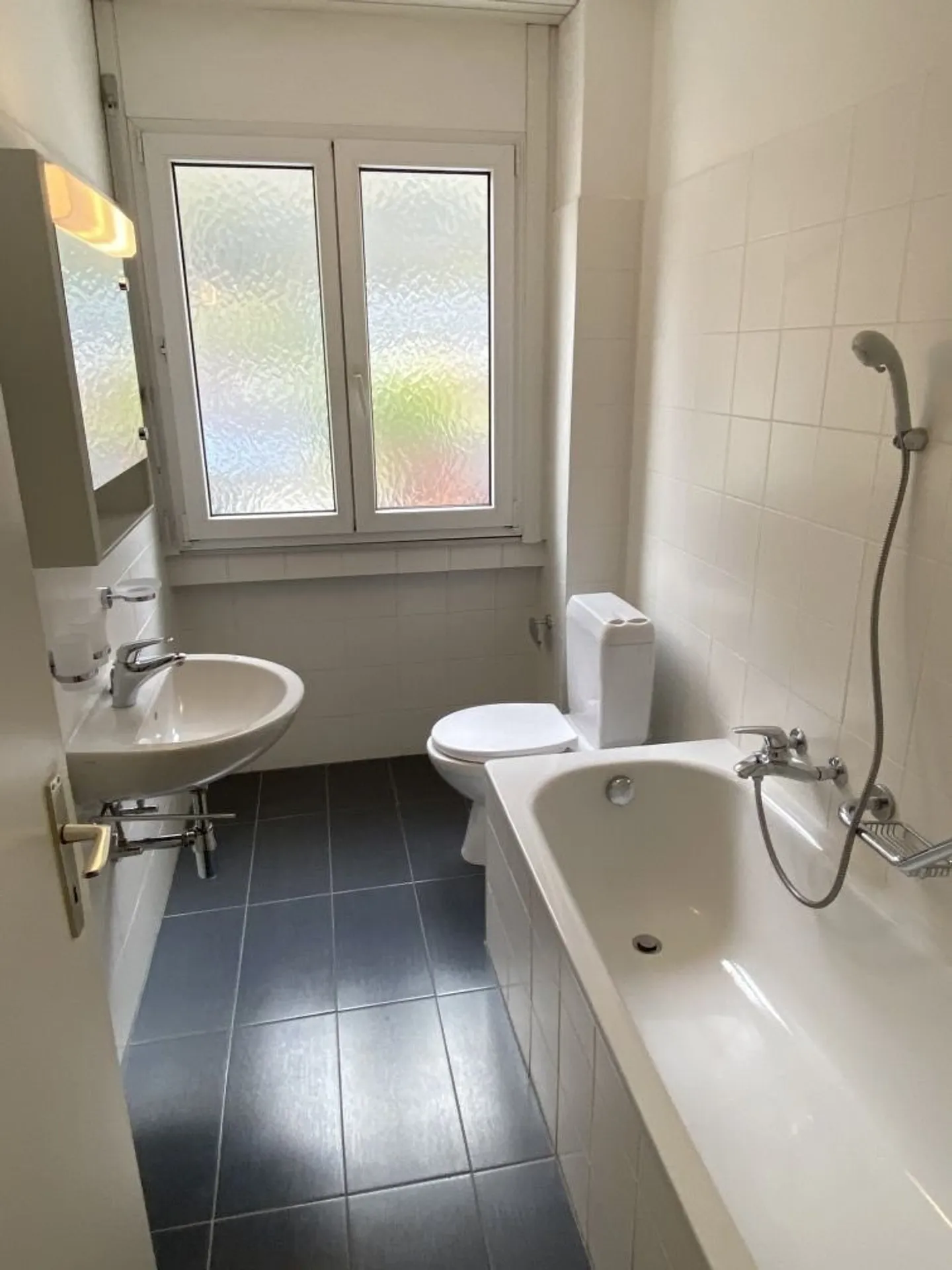 Spazioso appartamento di 4.5 locali con vista panoramica a Biasca - Foto 11 di 11