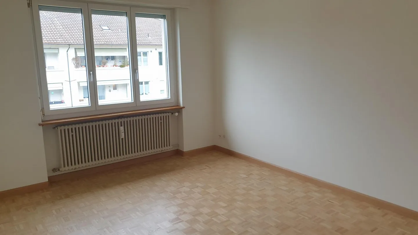 Bel appartement 2 pièces ensoleillé près du centre du village et pourtant très calme - Photo 7 sur 16