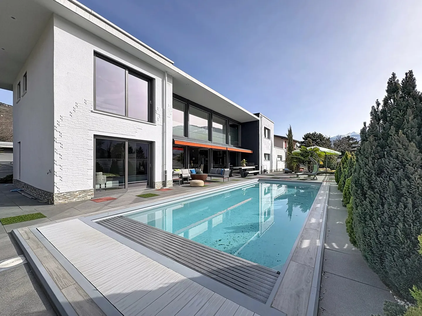 Villa élégante avec piscine à Vétroz - Photo 2 sur 21