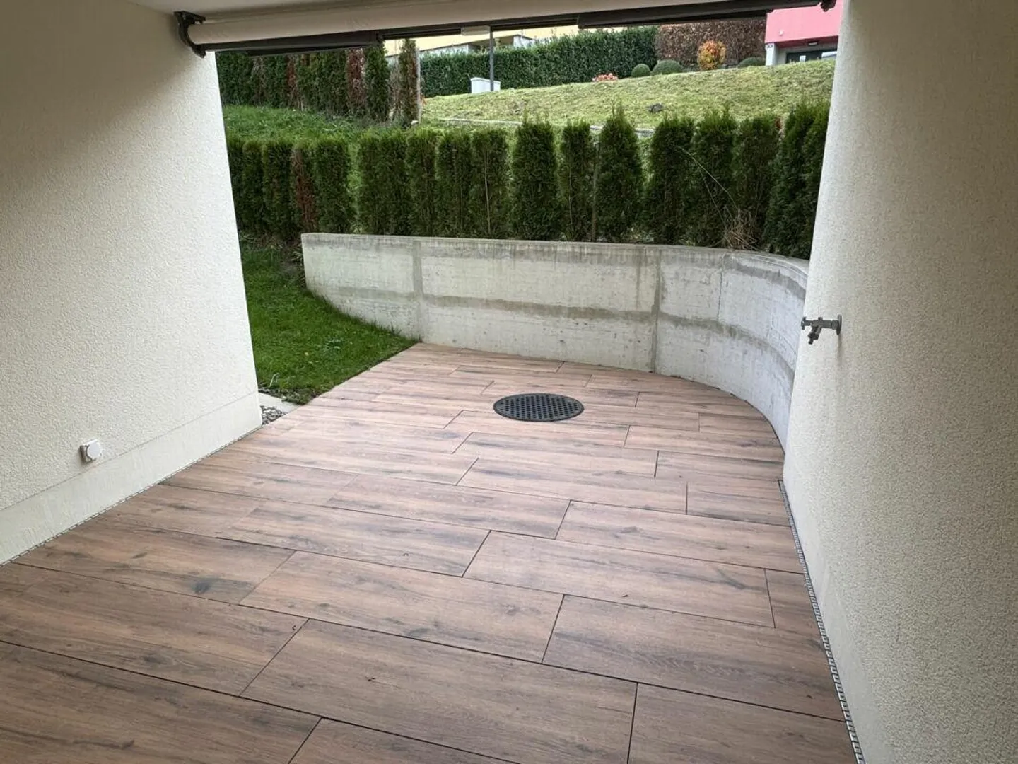 Bright and modern 4.5 room apartment with terrace - Photo 3 of 9