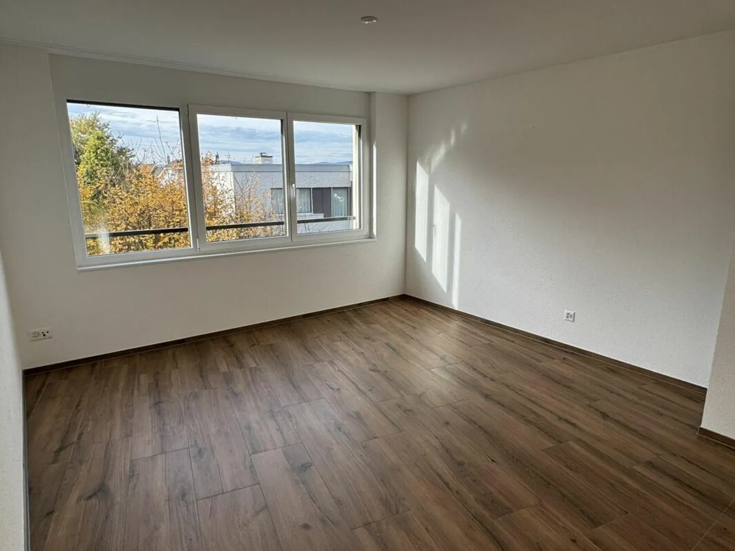 Bright and modern 4.5 room apartment with terrace - Photo 9 of 9