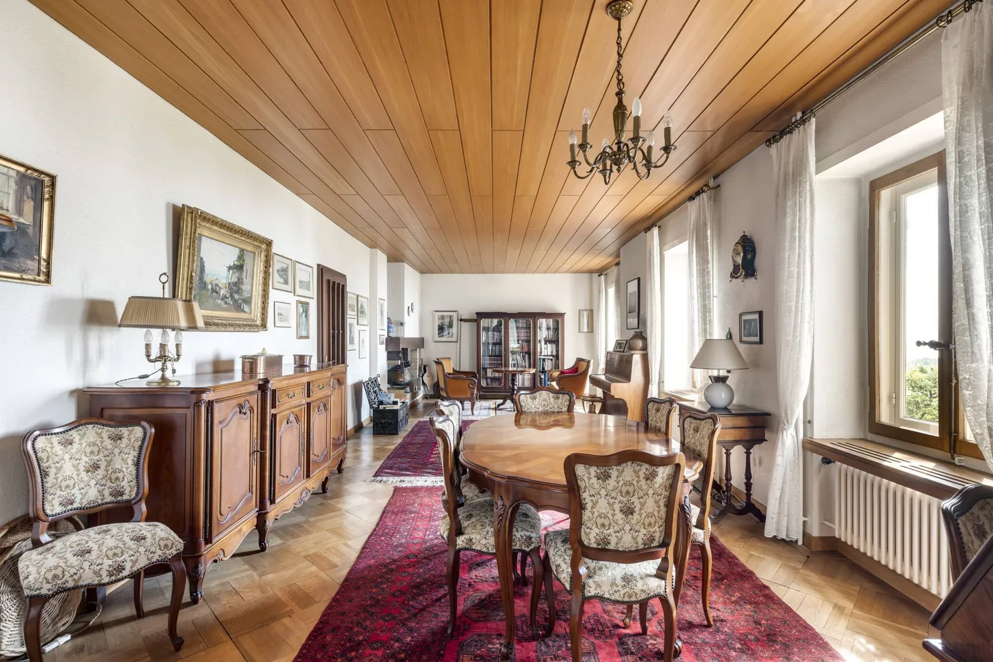 Maison de maître avec dépendance de 3.5 pièces en ville de Neuchâtel - Photo 3 sur 11