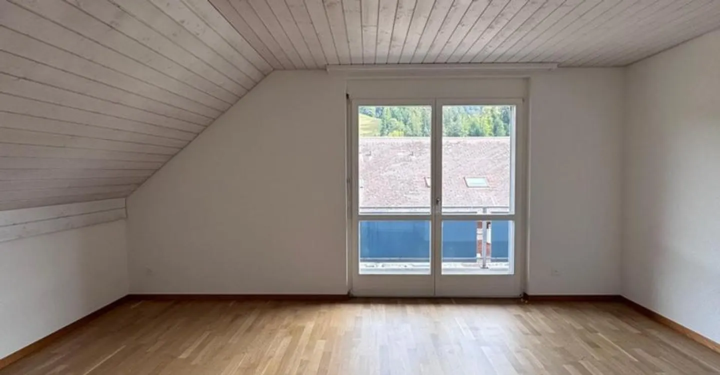 Un bel appartamento di 3,5 locali a Sumiswald in affitto - Foto 3 di 9