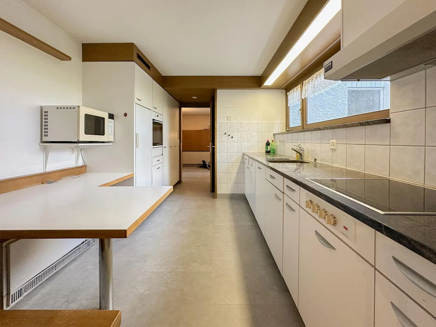 Proprietà con giardino simile a un parco in una posizione unica - Foto 11 di 19