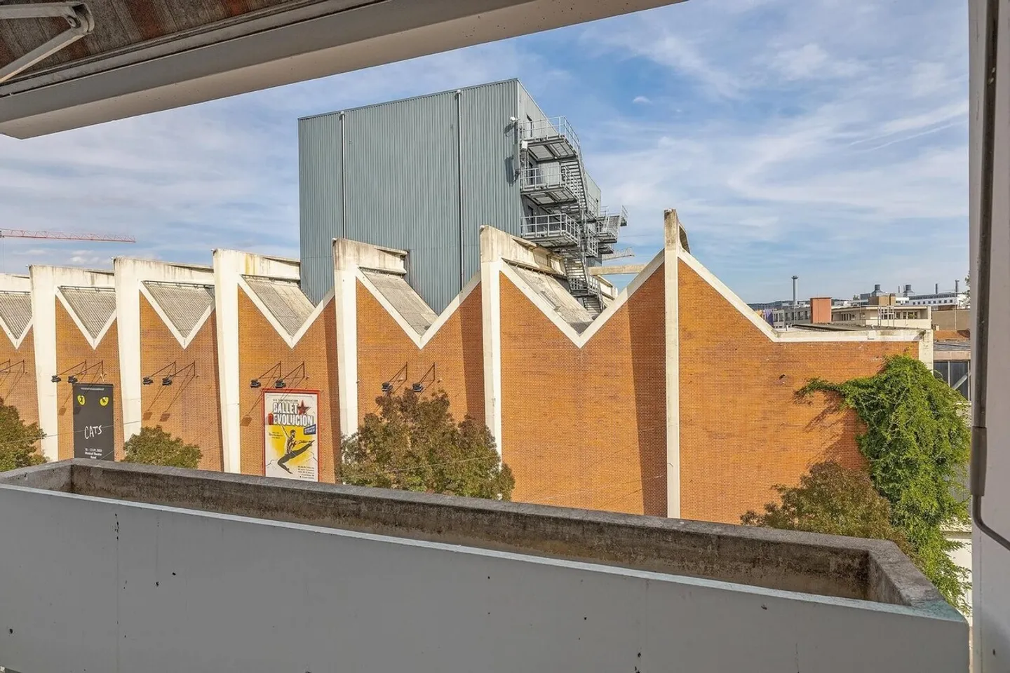 Moderne 4.5-Zimmer-Wohnung mit Balkon und zentraler Lage am Riehenring - Foto 10 von 11