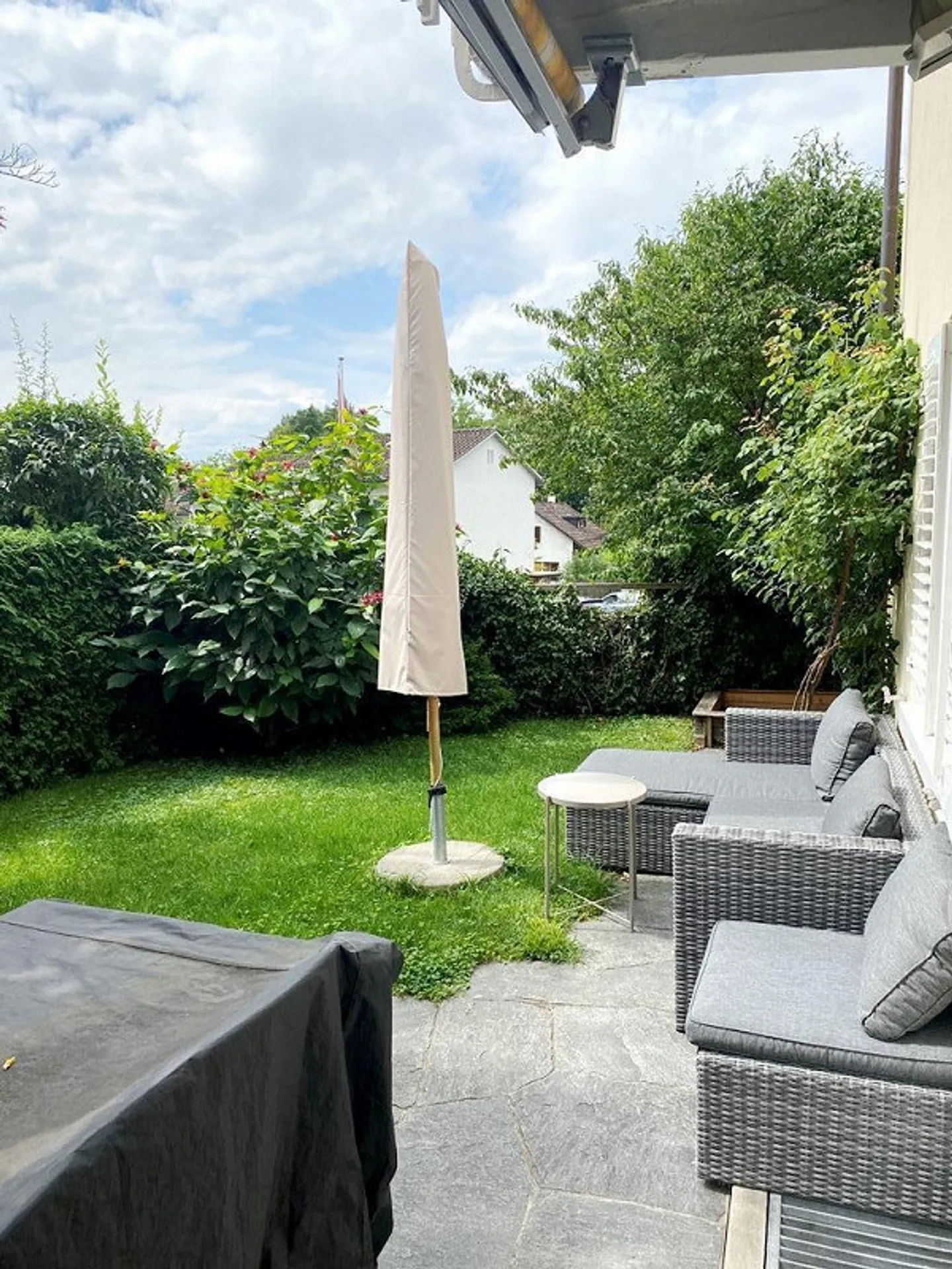 Charming jewel with garden, garage in a quiet location - Photo 9 of 29