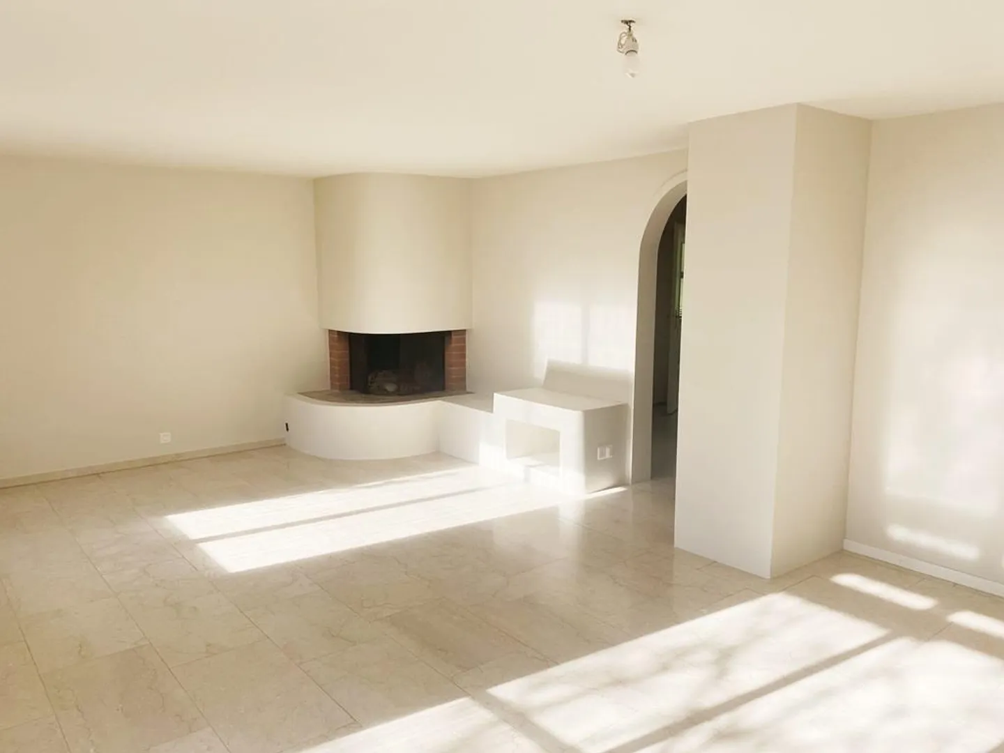 Charming jewel with garden, garage in a quiet location - Photo 12 of 29