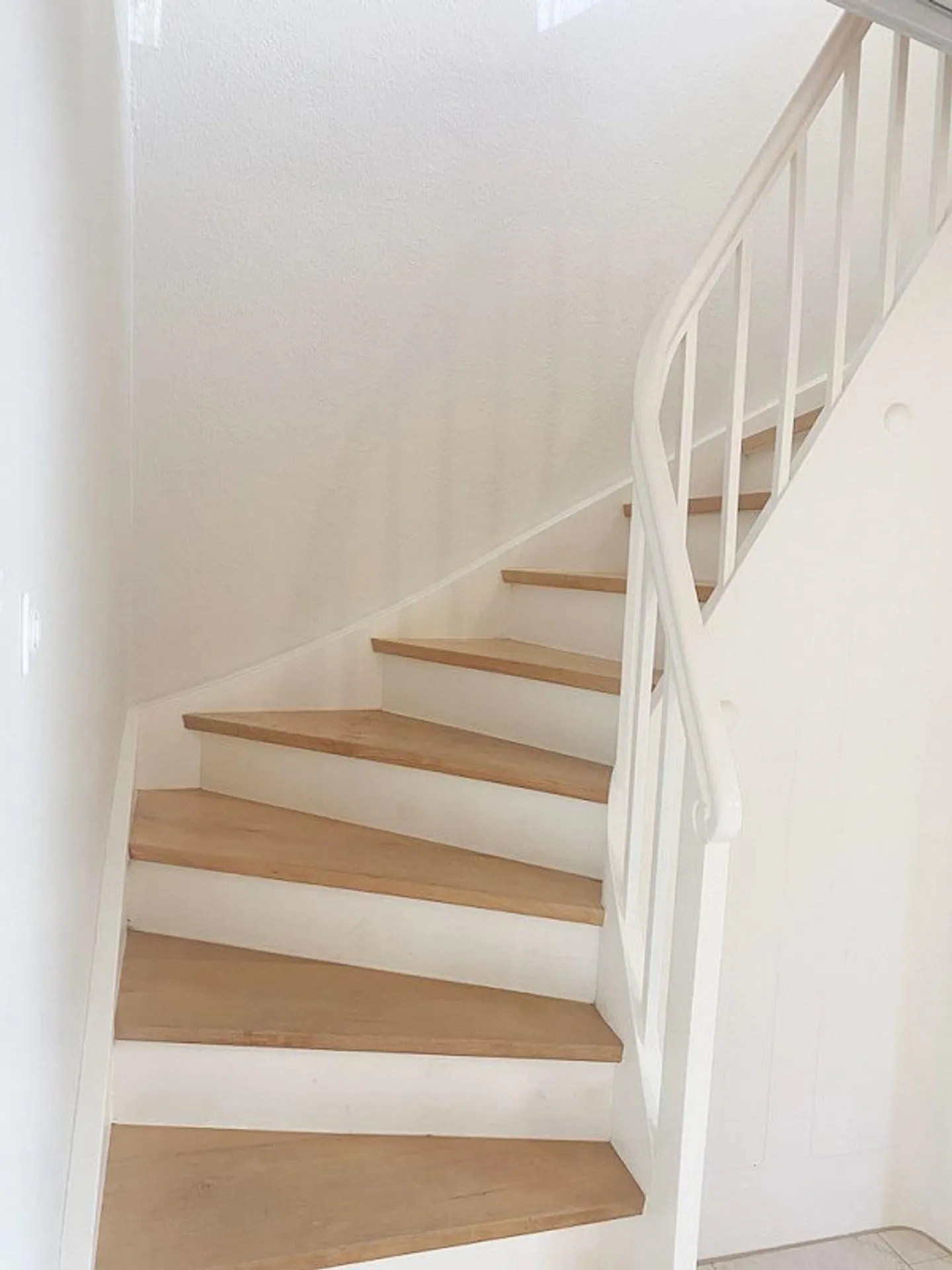 Charming jewel with garden, garage in a quiet location - Photo 17 of 29