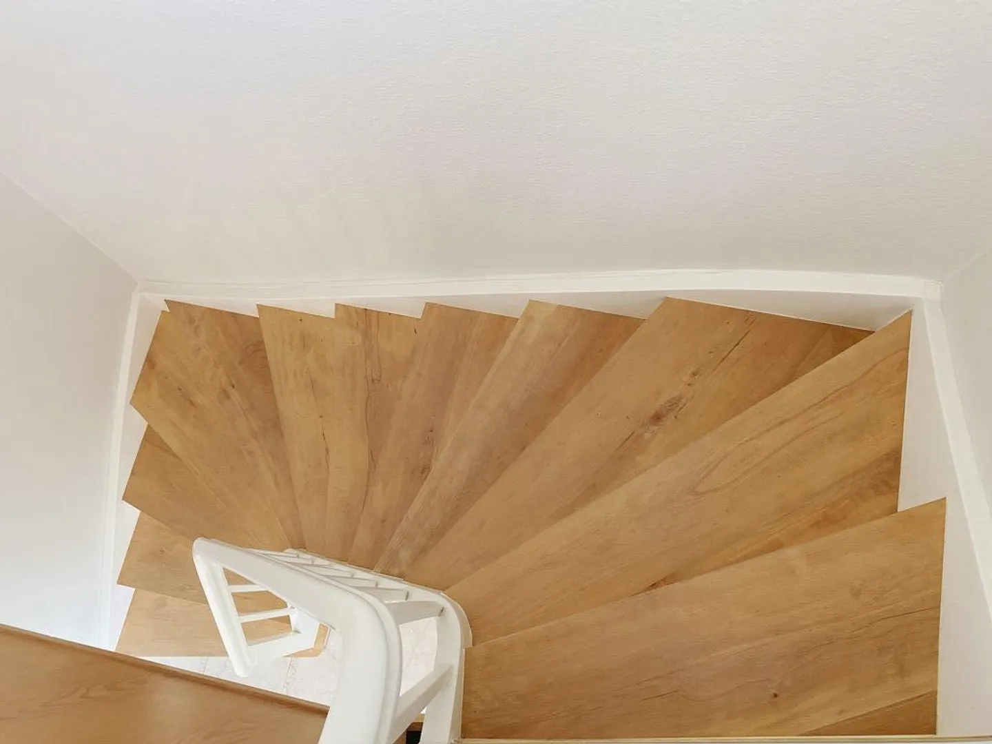 Charming jewel with garden, garage in a quiet location - Photo 22 of 29