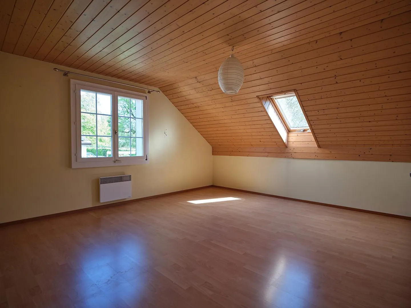 Exclusif - Maison jumelée avec grand jardin - Photo 8 sur 12