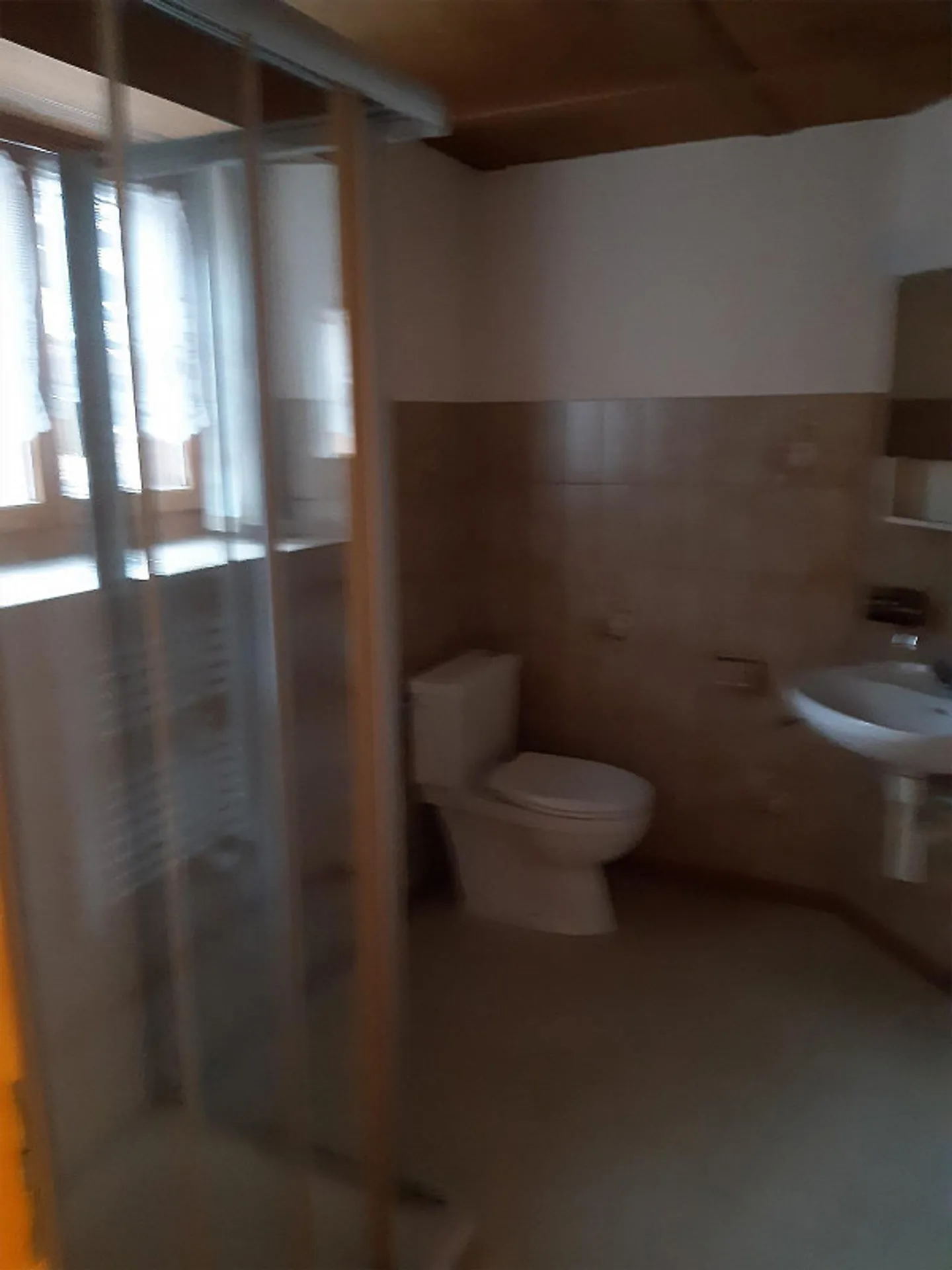 3.5 Room Apartment - Photo 5 of 5