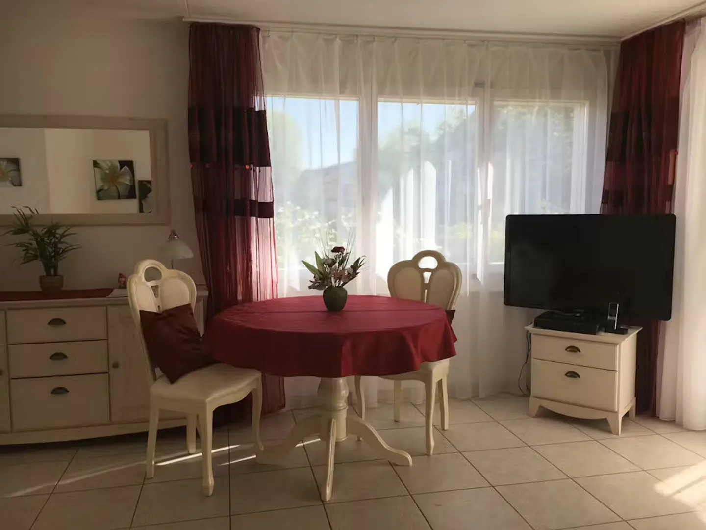 Apartment for rent - Photo 3 of 10