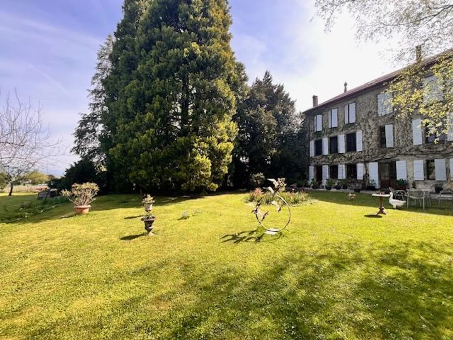 Grande casa di villaggio in vitalizio nella campagna ginevrina di Satigny - Foto 2 di 10