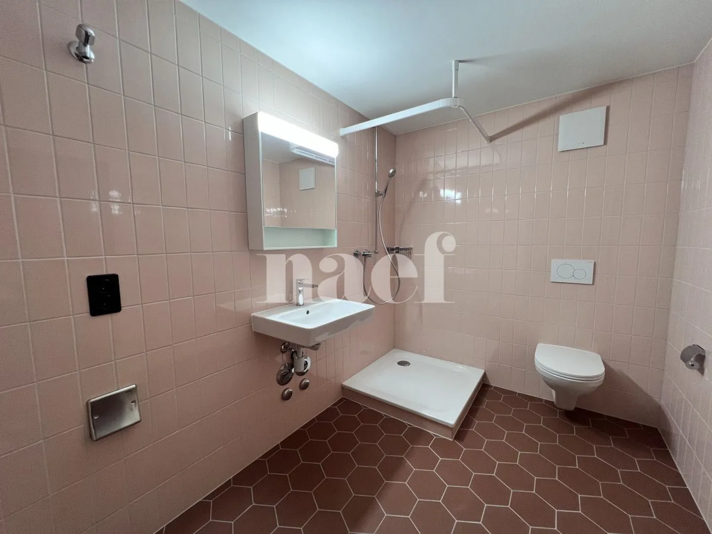 2.5 Room Apartment - Photo 7 of 7